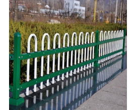 草坪护栏